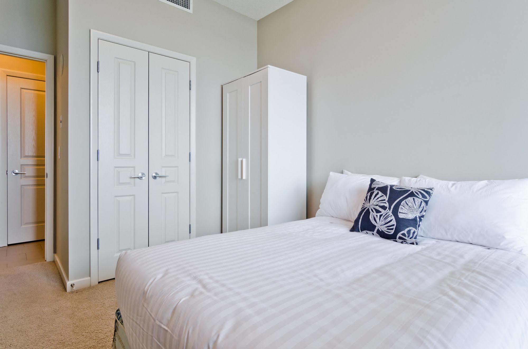 Executive Suites By Roseman - Alura Calgary Extérieur photo