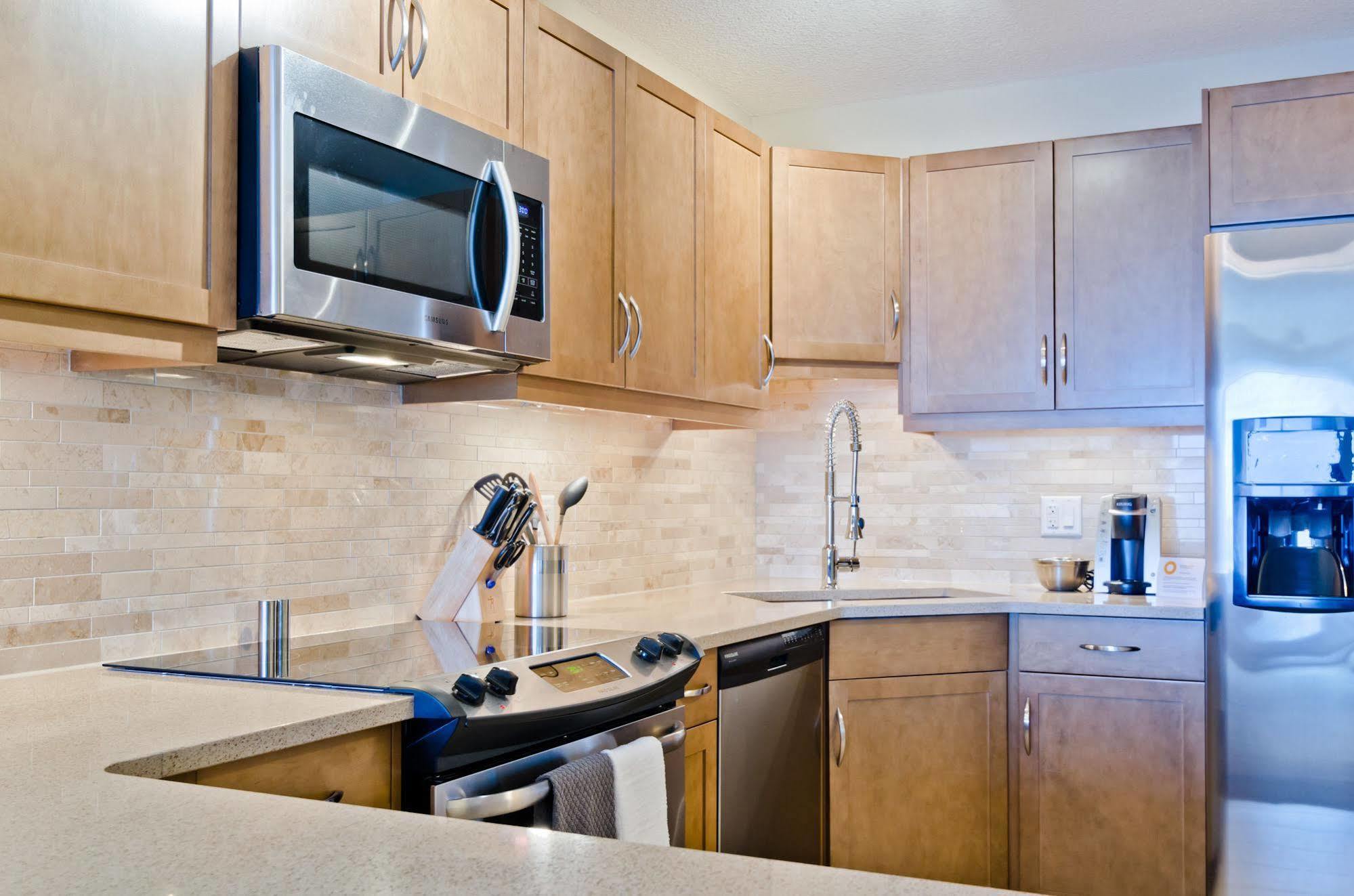 Executive Suites By Roseman - Alura Calgary Extérieur photo
